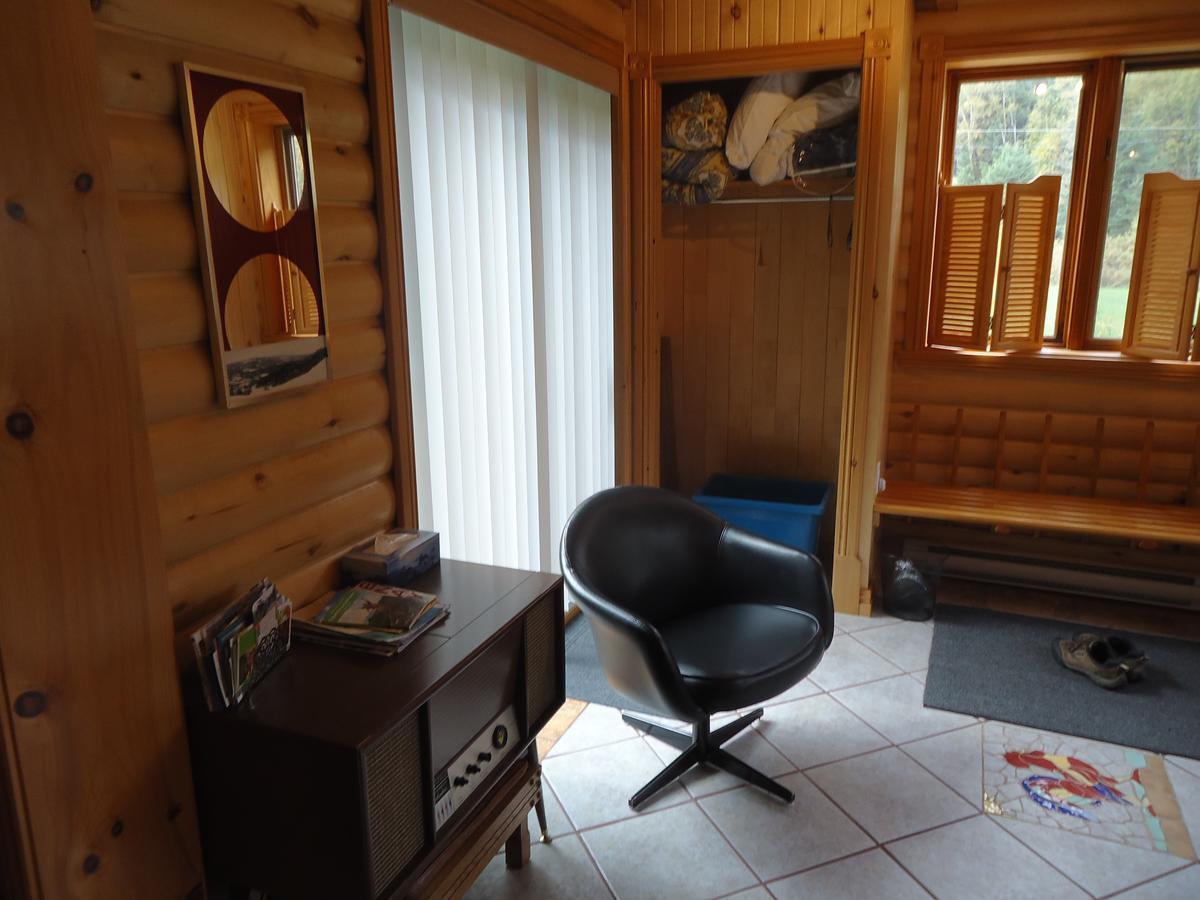 Chalet Saint-Thomas LʼAnse-Saint-Jean المظهر الخارجي الصورة
